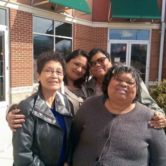 Meet your Posher, Tina - Picture 1 of 1